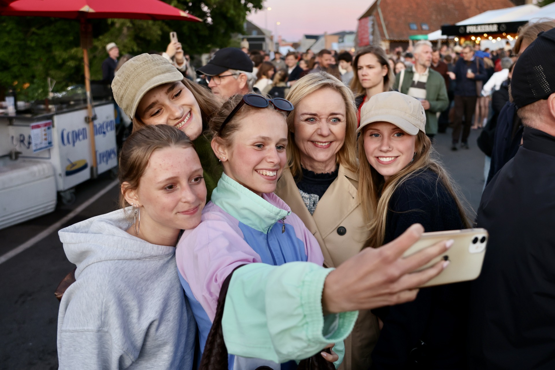 Formanden var populær på årets folkemøde